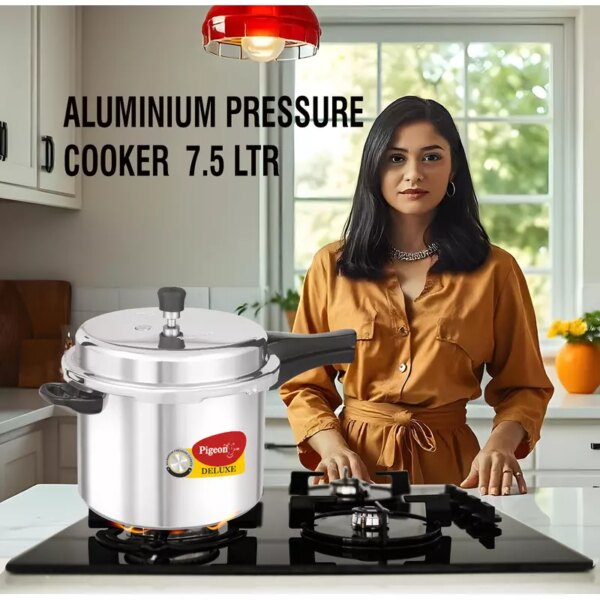 Pigeon Pressure Cooker 7.5L Deluxe Aluminium Outer Lid Gas Stove Compatible Ergonomically Designed Handle Pp7.5
