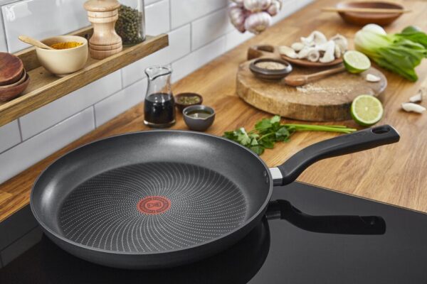 Tefal Total Induction Wokpan 28Cm Non Stick Thermo Signal Titanium Partials 100% Safe Frying Pan Black Aluminium G1521944