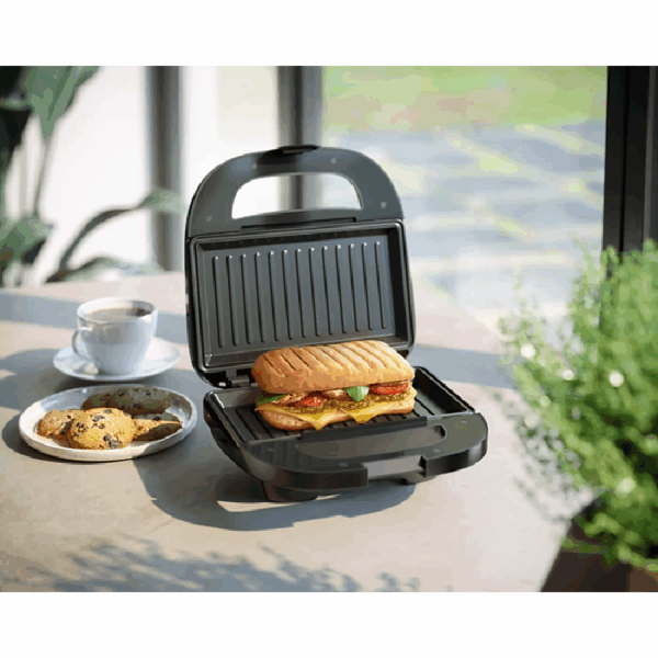 Philips Sandwich Panini Maker 3000 Series 750W With Nonstick Grill Plates, On/Off Switch Hd2330/90