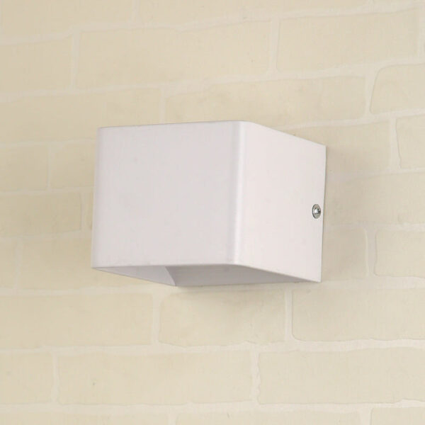 Tronic 5 Watts White Square Directional Wall Light