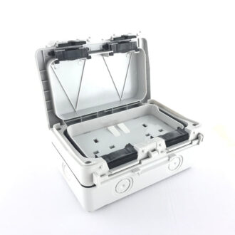 Tronic Twin Waterproof Socket 13Amps Tr Range