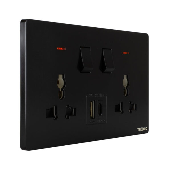 Tronic Universal Switch Socket Twin With Usb + Type C