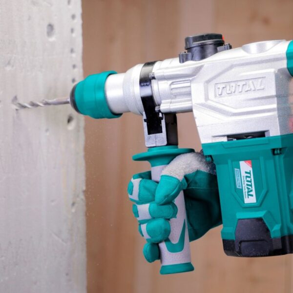 Total Rotary Hammer Drill Machine 1050W Sds Plus Th110286
