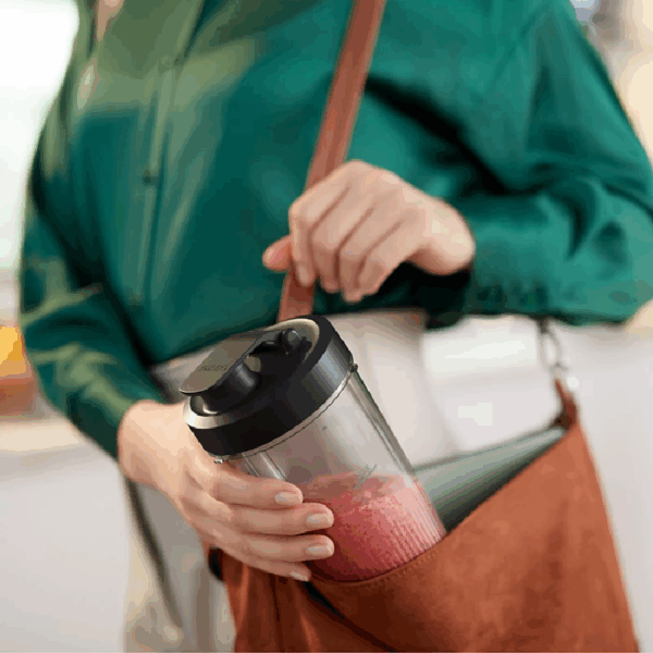 Philips Smoothie Blender 5000 Series 700+500+300Ml 1000W With Problend Plus Technology, Grinds Coffee Beans &Amp; Spices, Compact Design Hr2767