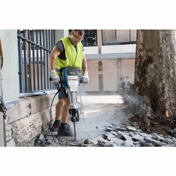 Bosch Demolition Hammer 2000W Gsh 27 Vc