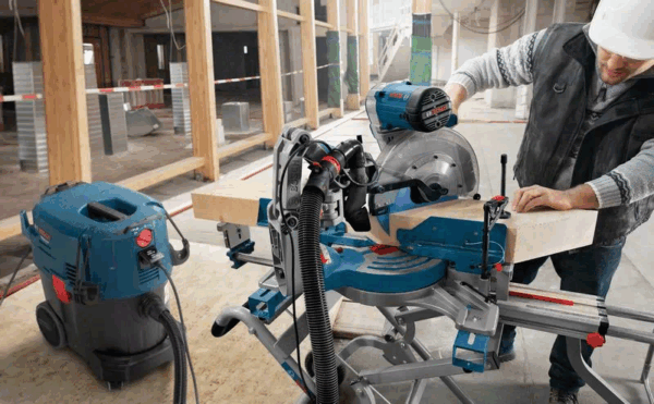 Bosch Professional Mitre Saw 2000W 12&Quot; With Dust Bag &Amp; Blade Gcm 12Gdl