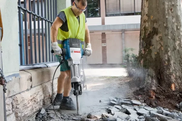 Bosch Demolition Hammer 2000W Gsh 27 Vc